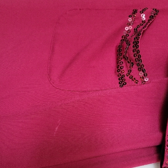 Elegant Women's Top with Sequin Trim – Stylish & Spa With A Pocket - Picture 11 of 11